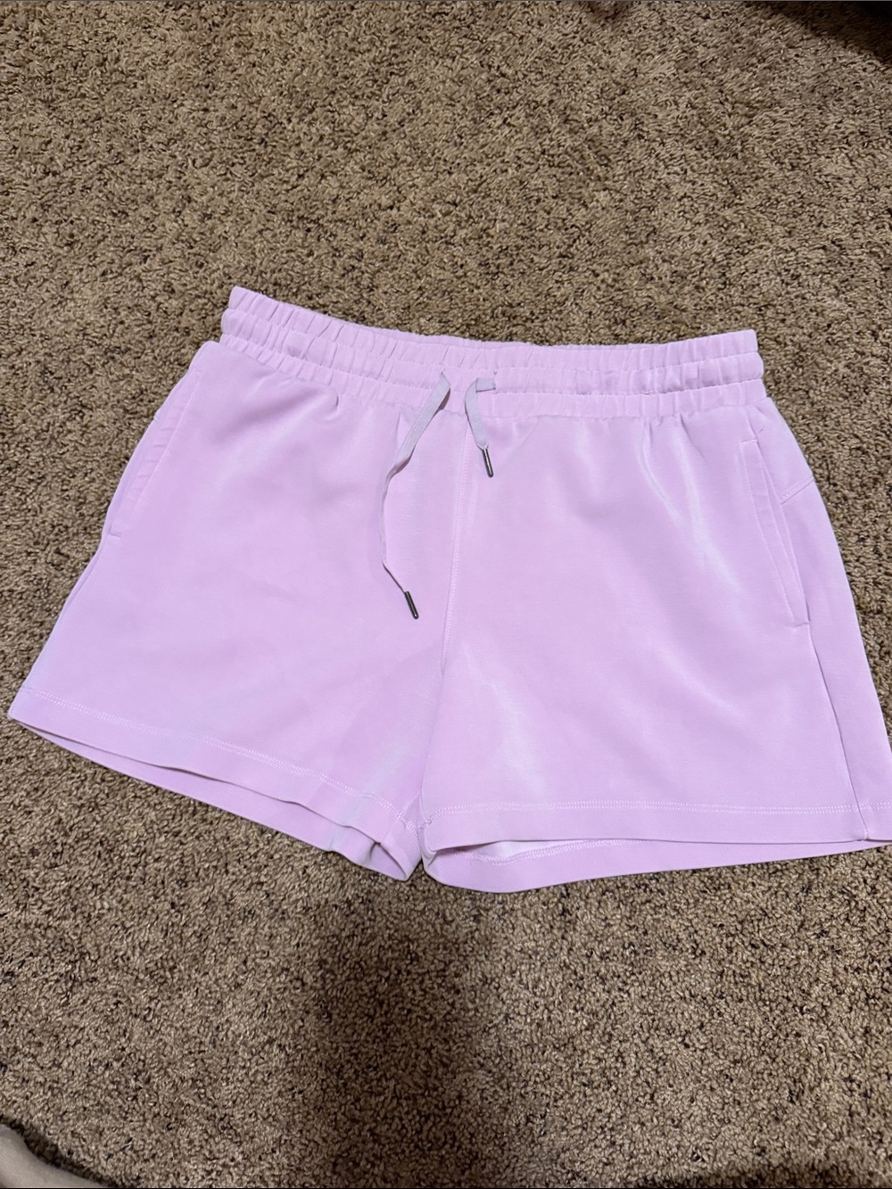 Women’s Lavender Drawstring Athletic Shorts